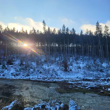 Le Belle Homme Nyaraló *