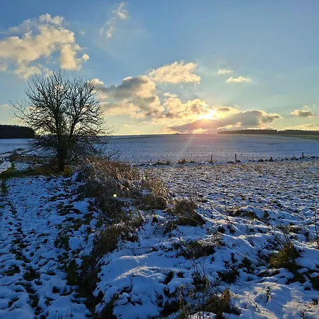 Le Belle Homme Nyaraló *